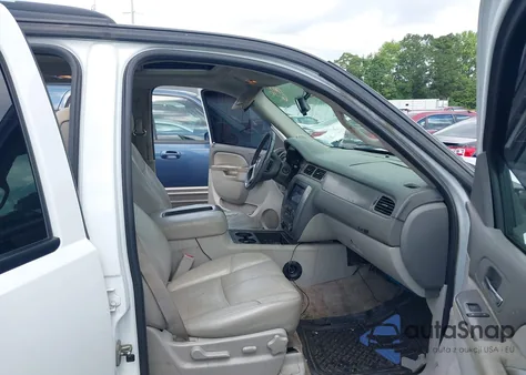 2011 Chevrolet Tahoe Lt from USA, damaged, VIN 1GNSKBE03BR101286